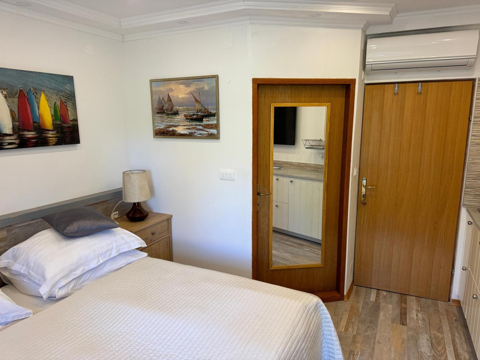 Studio Lorena Mali Losinj Exterior photo